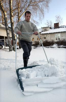 best snow shovel Nordic style -Masi NOVA MAX Snow pusher made in Finland now available in the USA.